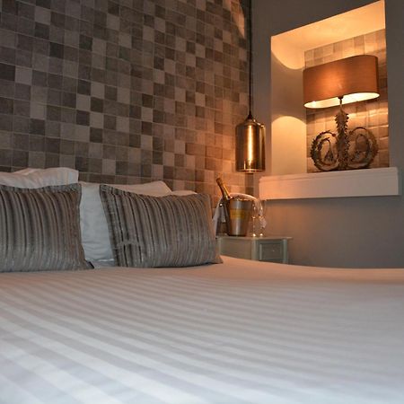 Burnside Hotel&Spa Bowness-on-Windermere Zimmer foto A bedroom at the hotel